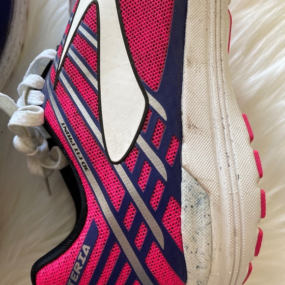 BROOKS Asteria Running Shoes in Purple, White and Pink - Picture 3 of 7